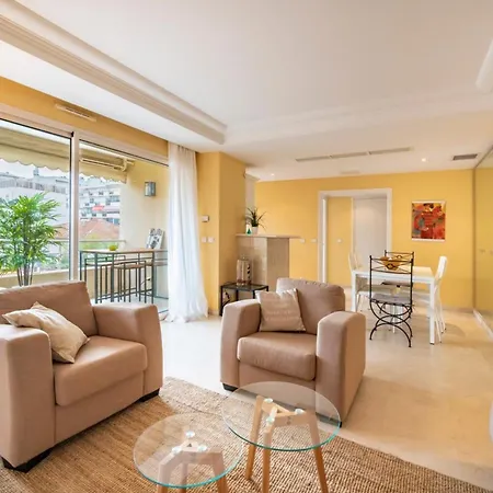 Banane Beau 2 Pieces * Cannes